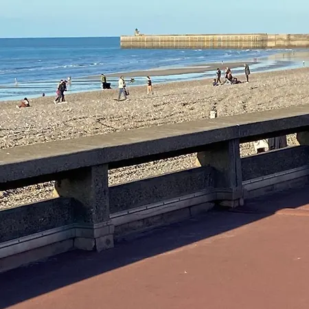 Les Du Chateau Du Cedre Manneville-es-Plains