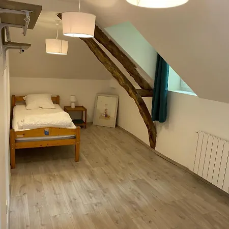 Holiday home Les Du Chateau Du Cedre